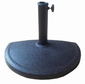 BASE PER OMBRELLONE A PARETE KG.9. In poliresina. Base 48 cm.  Per pali ø 36÷48 mm. Peso 9 kg.