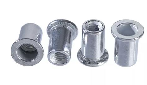 DADI PER RIVETTI IN ALLUMINIO M6 20 PEZZI ART. 43E136 TOPEX