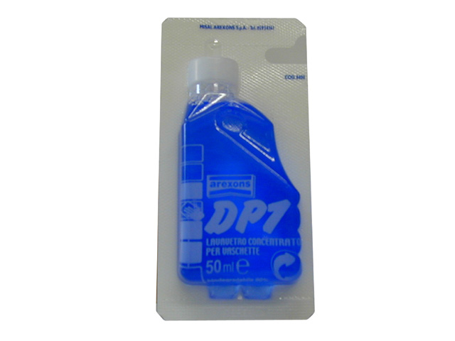 Detergente per vaschette che pulisce perfettamente il parabrezza, rimuovendo tracce di insetti e sporco difficile, come lo smog,