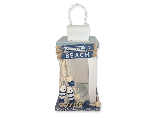 LANTERNA BIANCO E BLU PESCIOLINILanterna da appoggio in mdf decoro bianco e blu con pesciolini. Dimensioni 13x13h25.