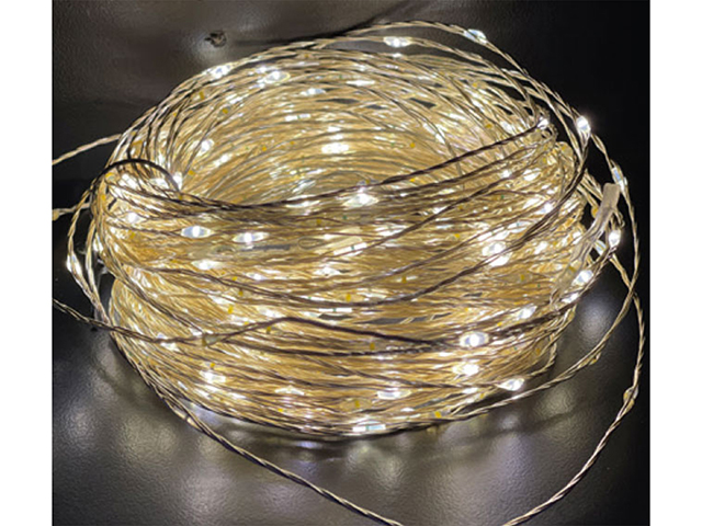 LUCI LED A BATTERIA 2 METRI Gocce da 20 led bianco CALDO. Su filo di rame.