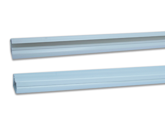 Miscelatore per lavello con bocca girevole in ottone cromato con cartuccia da mm. 40, ha due flessibili da mm.400 e minuteria di