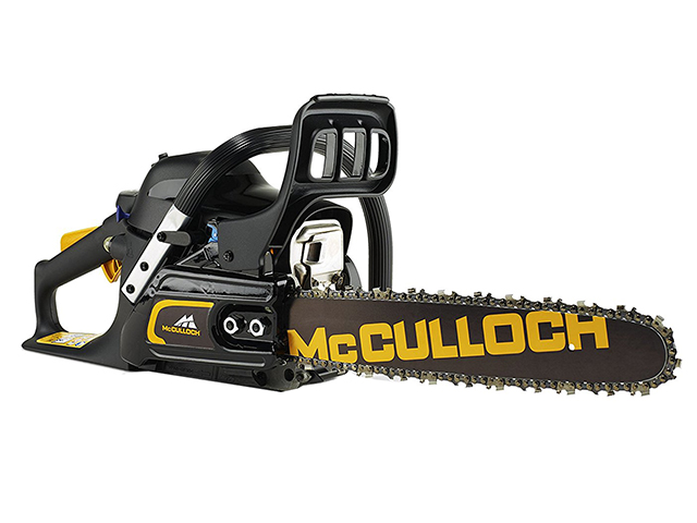 Motosega mcculloch. Cilindrata 35cc, potenza motore: Kw 1,44, lunghezza barra: 40cm, passo catena: 3/8. Primer. Con freno catena