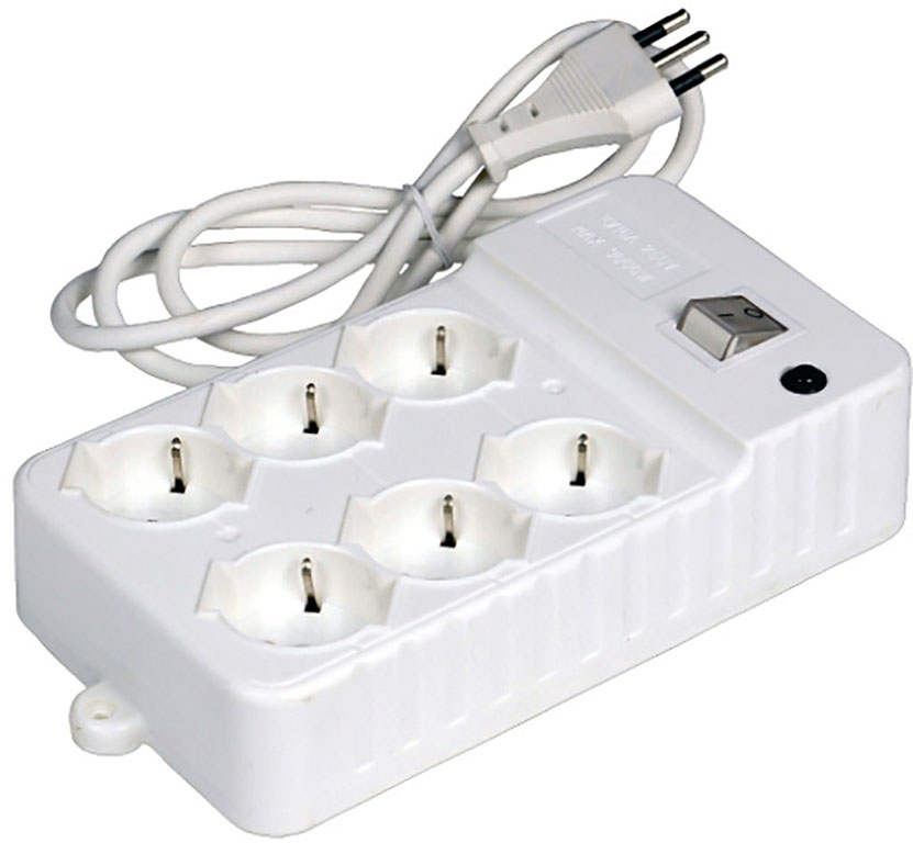 Multipresa MAURER a 6 uscite Schuko/bipasso 2P+T 16A - spina 2P+T 16A - interruttore luminoso e protezione al sovraccarico - cav