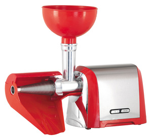 PASSAPOMODORI SKUIZZI 600W PRODUZIONE ORARIA 70KG/HMod. SKUIZZI filtro in acciaio inox 18/10, gocciolatoio e imbuto in PPL alime
