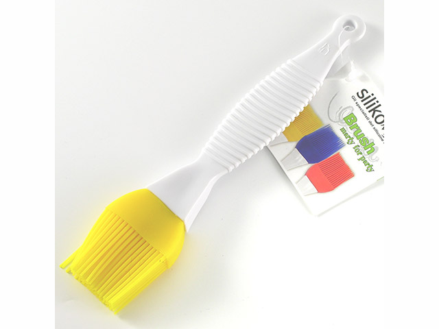 PENNELLO IN SILICONE ALIMENTARE CON IMPUGNATURA IN PLASTICA COLORE GIALLO