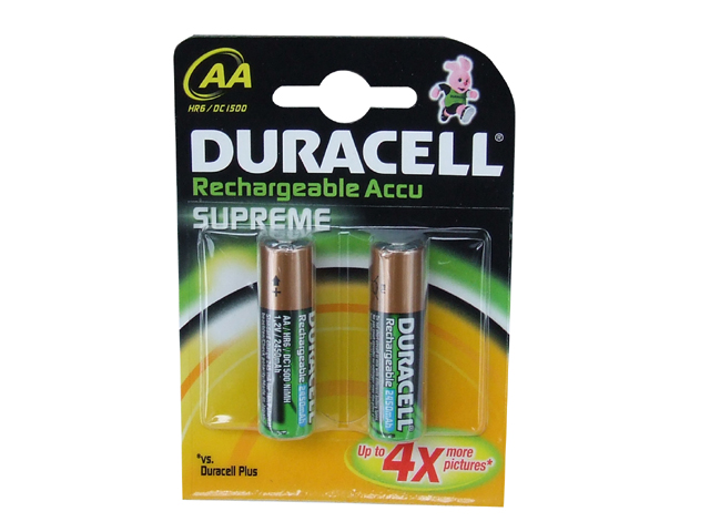 Pila ricaricabile Duracell. Tipo Stilo HR 6. In Nickelmetalidrato. 1,2 volt. mAh 2500. Precaricata, confezione due pezzi.