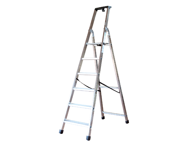 SCALA FACAL 7 GRADINI QUADRA In alluminio ad elevato contenuto tecnico prodotta con processi industriali a tecnologia avanzata. 