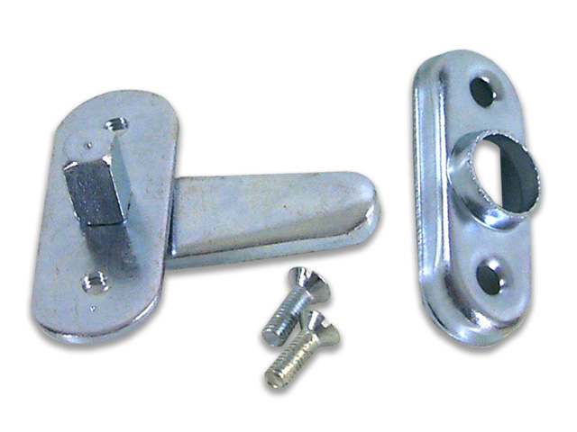 Tavellino TIPO NOTU per sportelli con chiave a richiesta. In ferro zincato. Levetta da mm. 46, spessore mm. 22, altezza mm. 48.