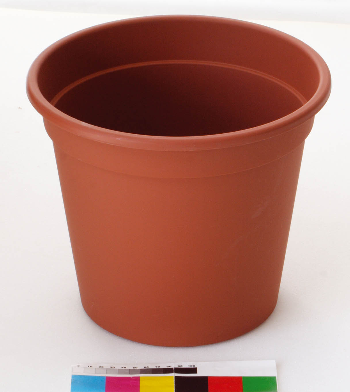 VASO IN PLASTICA COCCIO 27CM LT8
