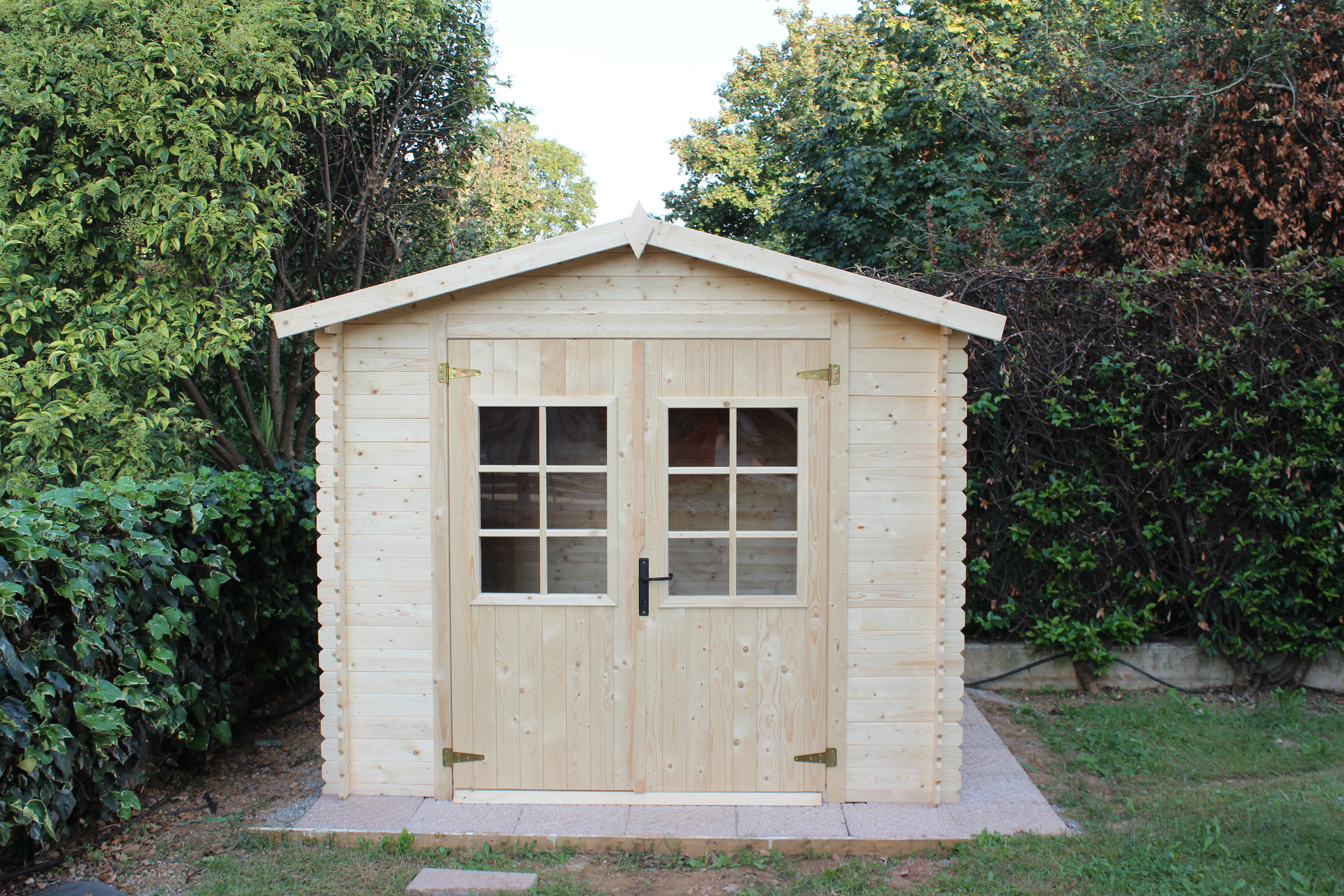 CASETTA VIOLA CM. 246X300