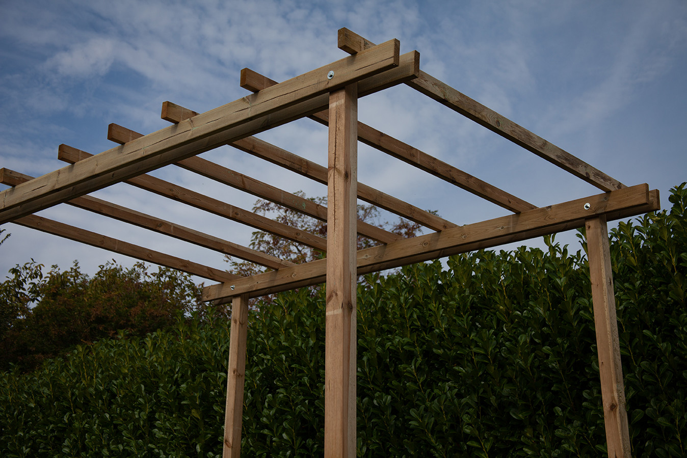 PERGOLA AUTOPORTANTE 240x240