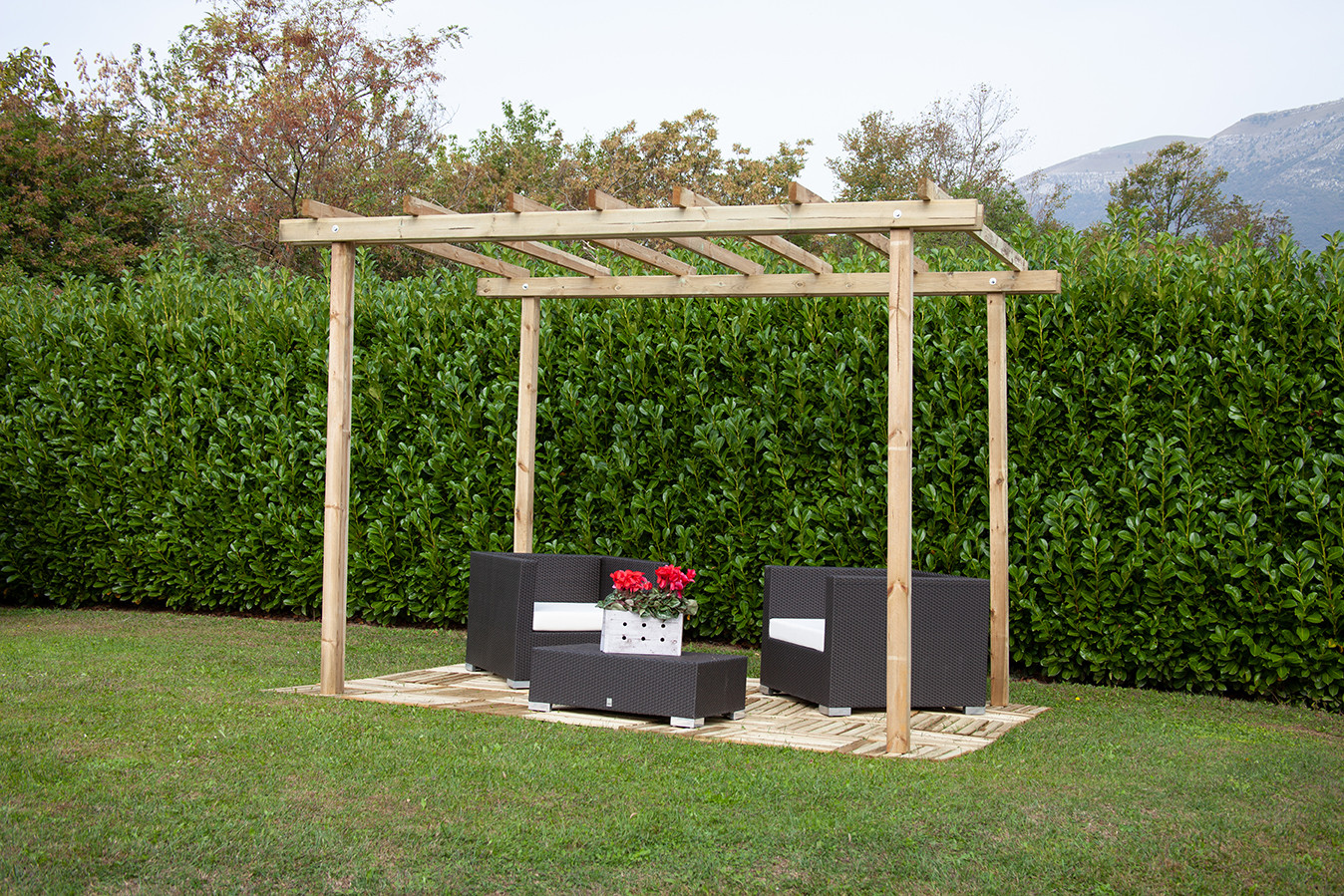 PERGOLA AUTOPORTANTE 240x240