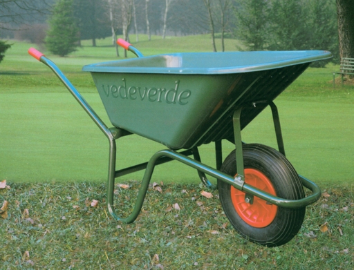 STADIA MURAT. 80x20 m 2   