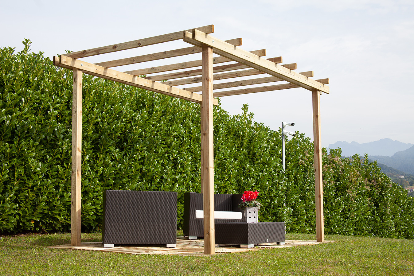 PERGOLA AUTOPORTANTE 240x240