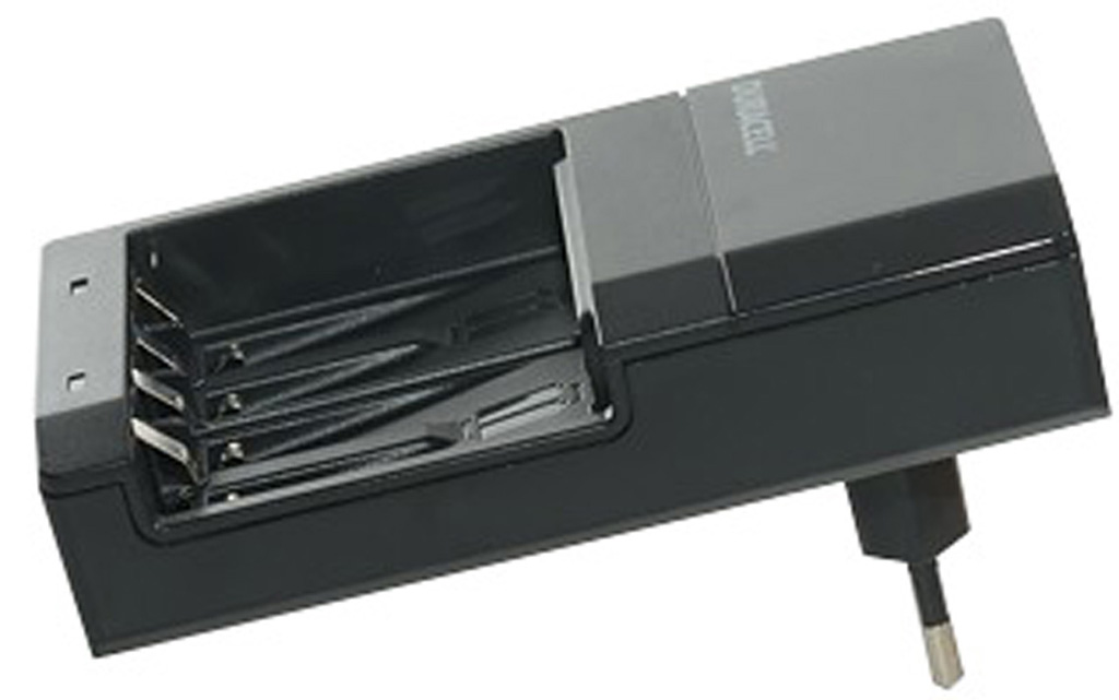 Caricabatterie DURACELL mod. DU101 - per pile AA-AAA in NiMh - con una carica di 45', fino a 4 ore di utilizzo - é possibile car