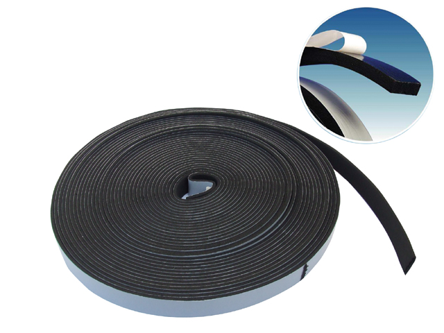 Guarnizione adesiva nera MM5X30 10MT in gomma EPDM espansa a cellule chiuse con supporto in rete di poliestere. Il prodotto e' i