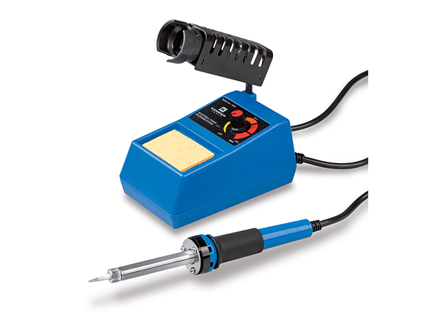 Kemper 1600 stazione di saldatura a potenza regolabile da 0 a 48 watt. Con controllo della temperatura da 0 a 400°C e supporto. 