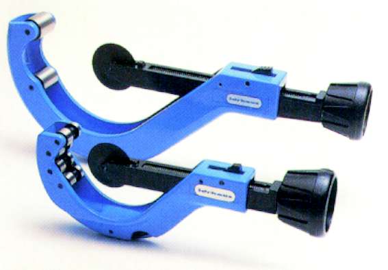 TAGLIATUBI PER PE diametro 110-168
