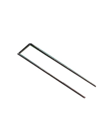 Picchetti ad U in ferro zincato diametro 4 mm. Dimensioni mm. 180x40. Fissa al terreno qualsiasi tipo di rete e telo.